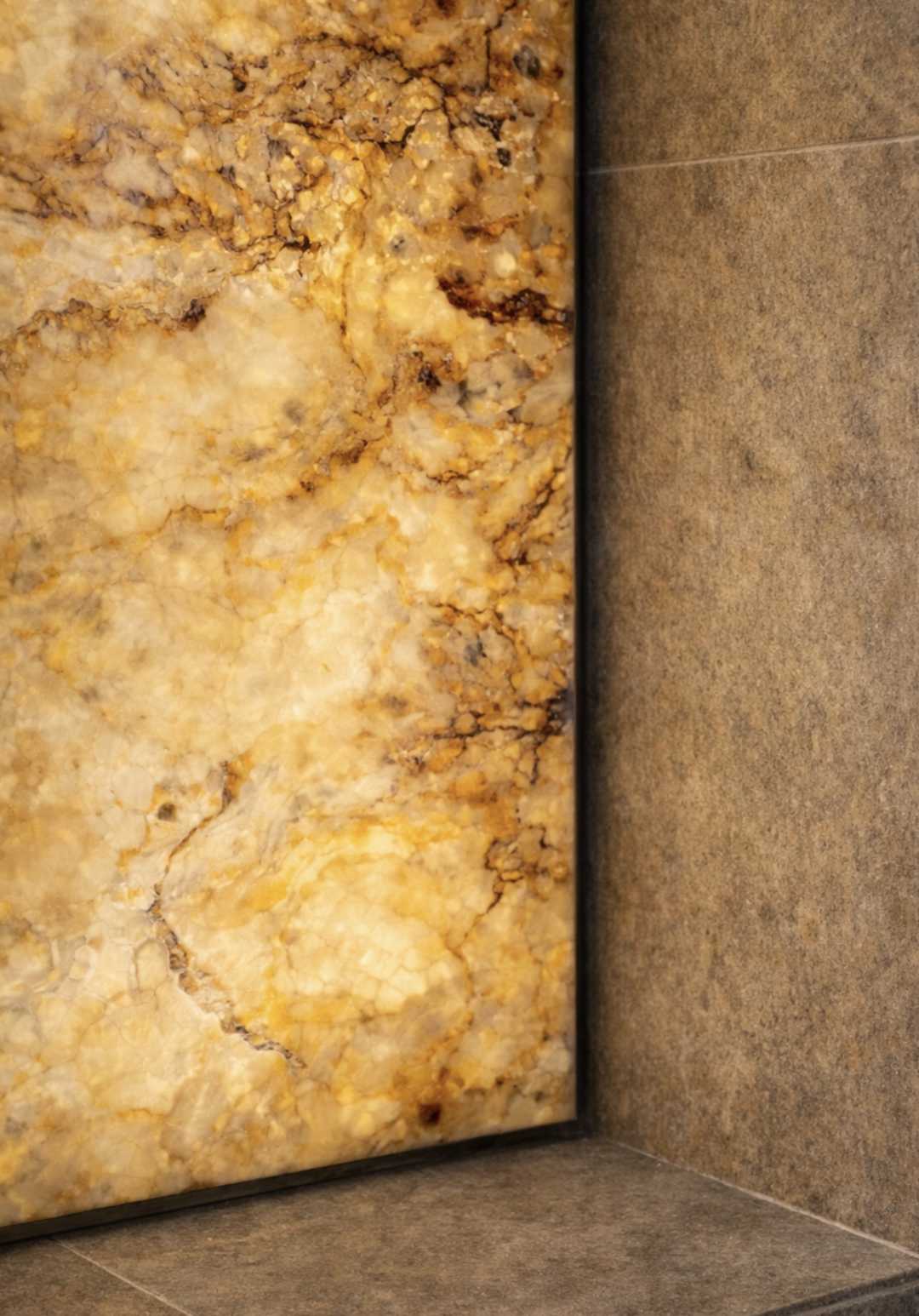 détails panneaux feuille de pierre naturelle translucide Pellstone